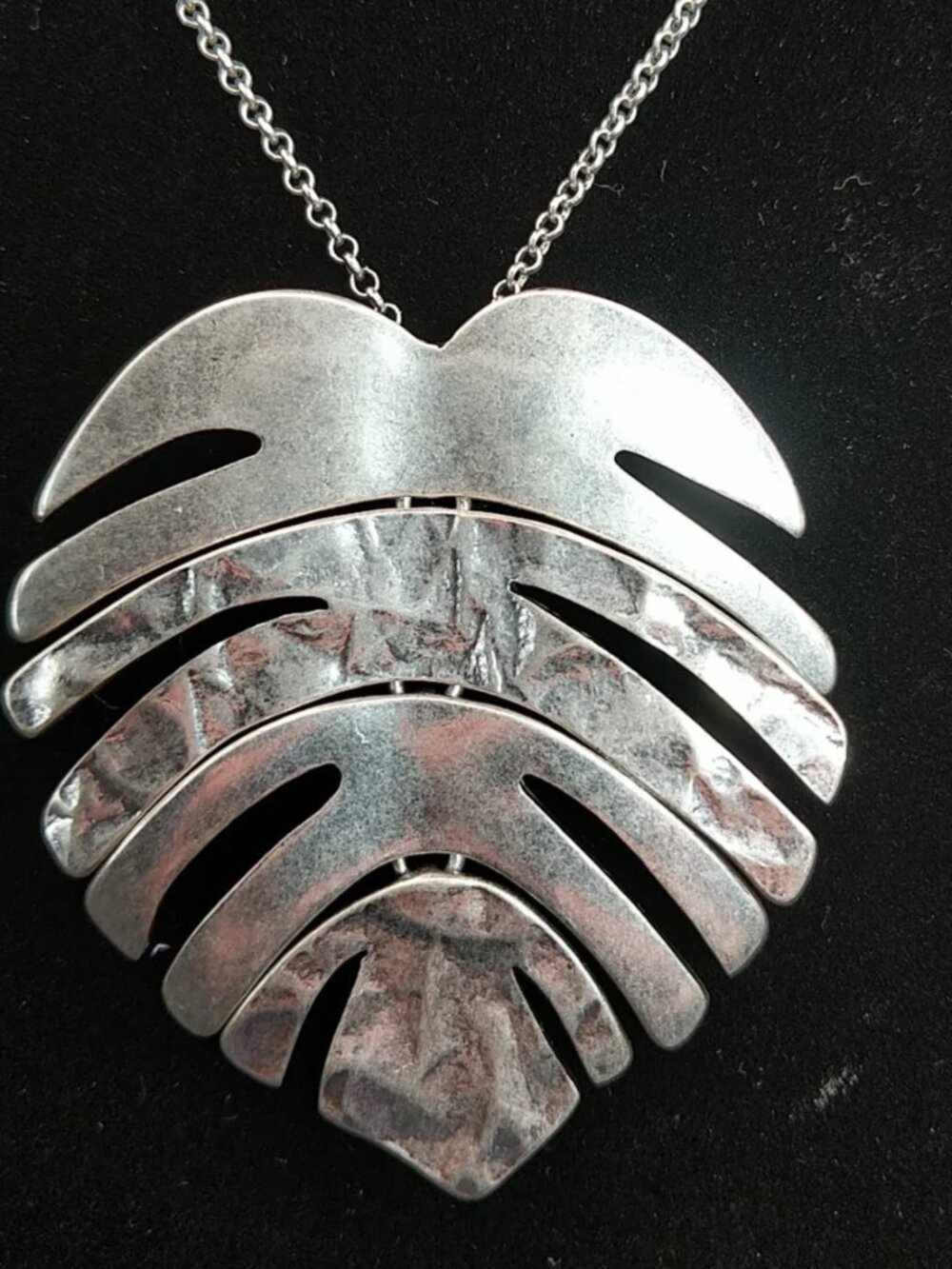 Jade & Jasper Silver Tone Monstera Leaf Pendant Necklace Statement Jewelry